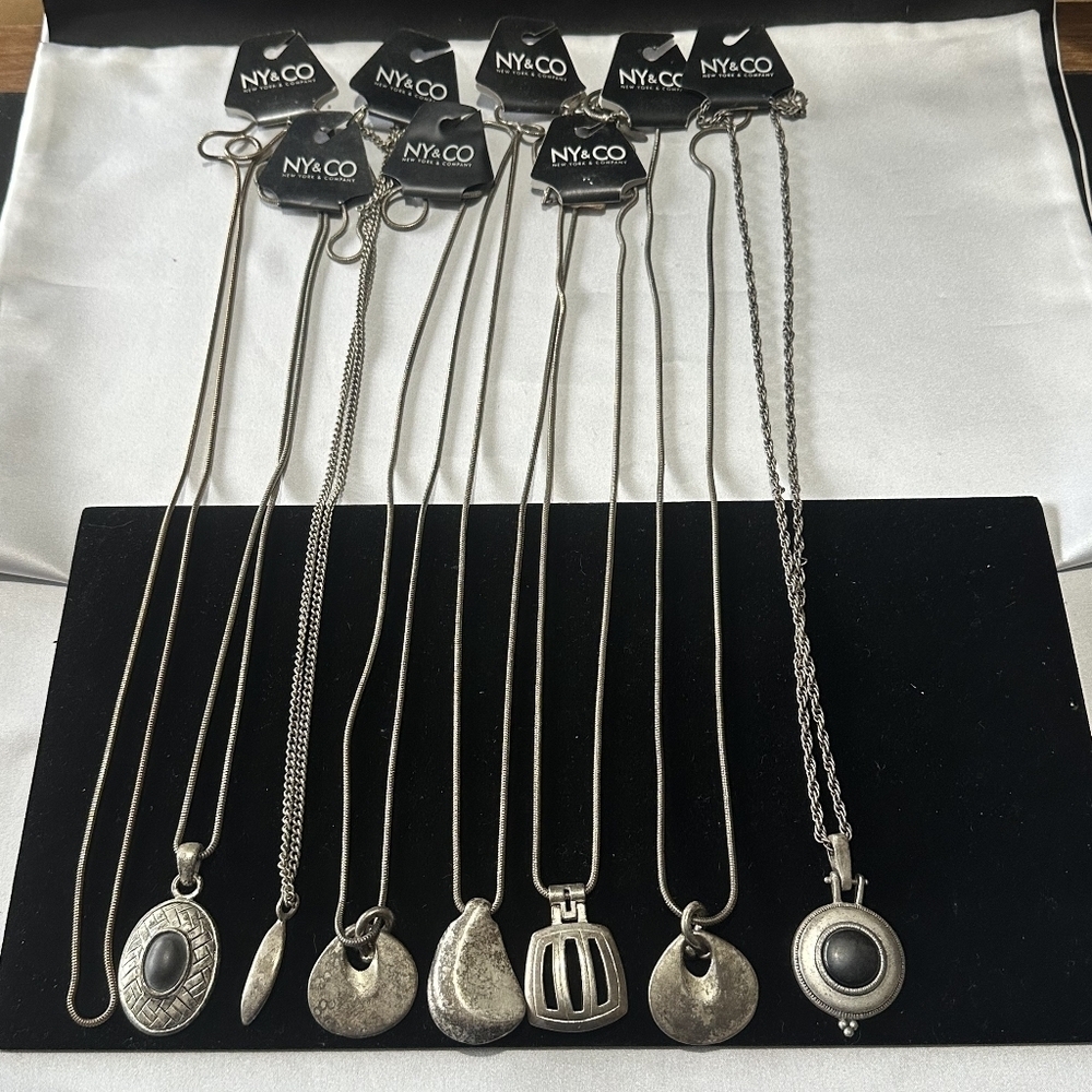 J465 Craft Bulk Bundle of 8 NWT New York & Co Chain Necklaces